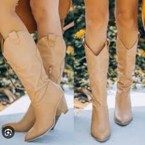 VICI Legend Boots - 8.5